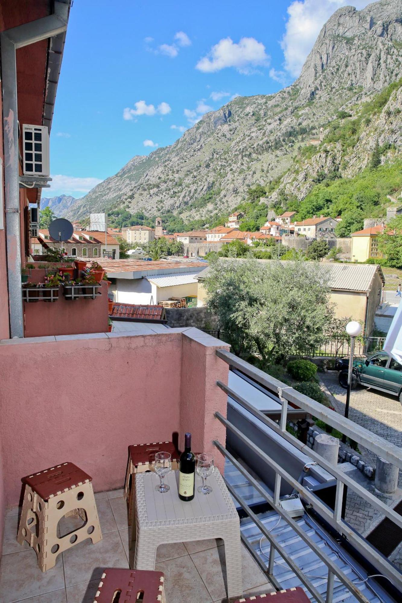 Apartman Tina Gurdic Kotor Extérieur photo